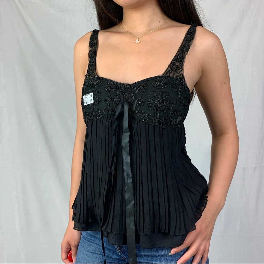 presage medium nwot black mesh crinkle floral camisole - Picture 3 of 8